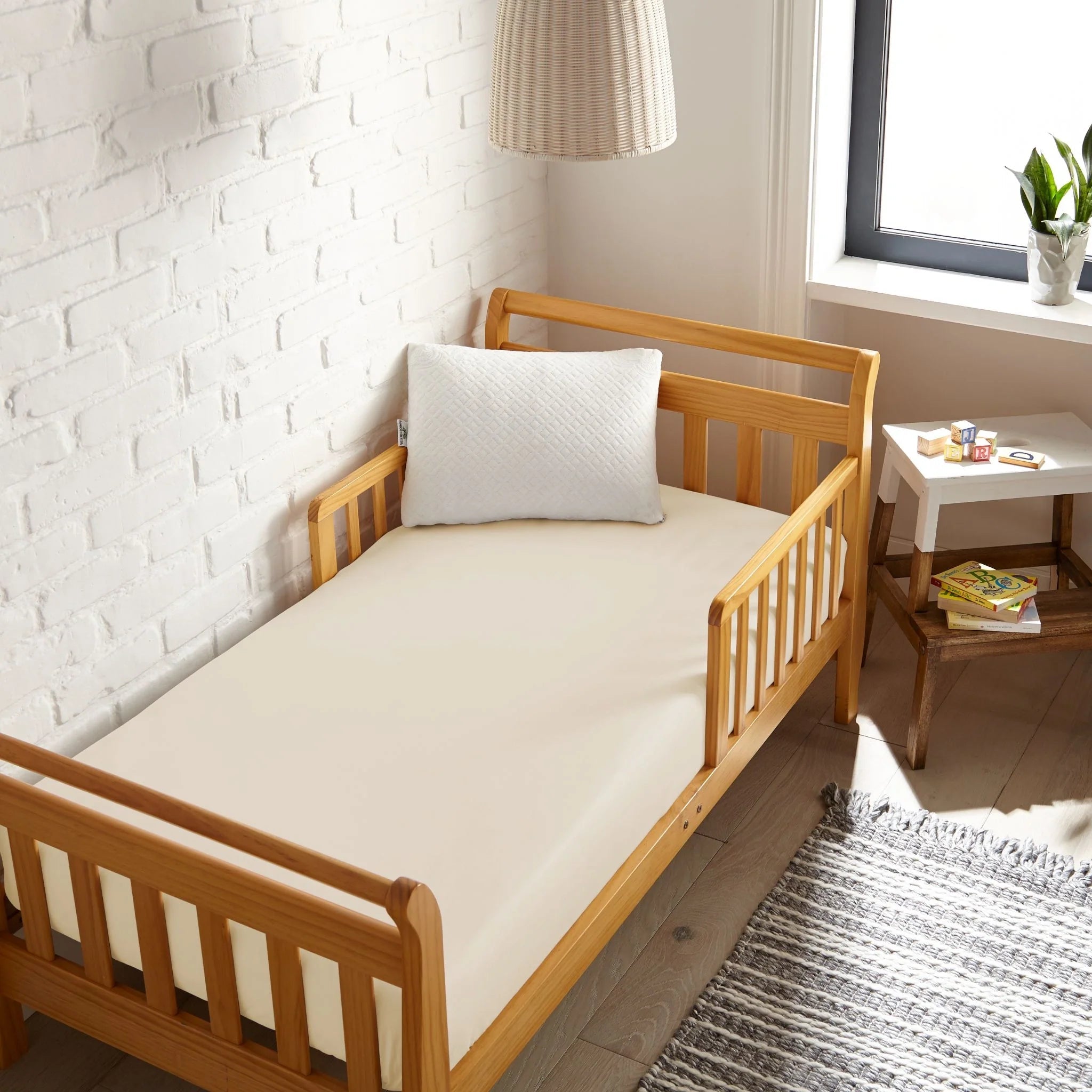 Cooling Bamboo Crib Fitted Sheet - gentle and moisture wicking - Cozy Home Life