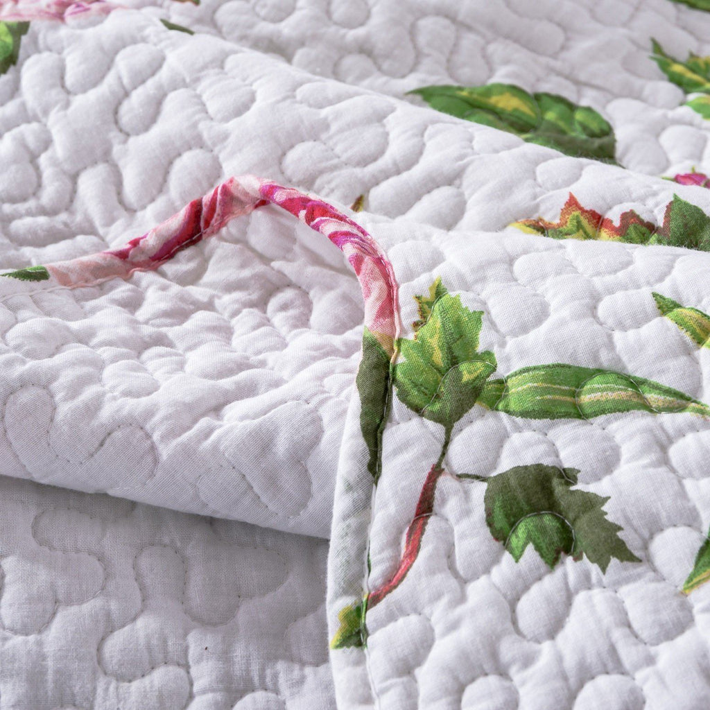 DaDa Bedding Romantic Roses Lovely Spring Pink Floral Quilted Scalloped Bedspread Set (JHW879) - Cozy Home Life