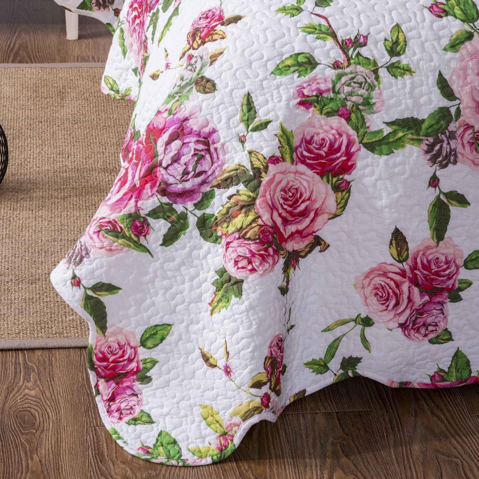 DaDa Bedding Romantic Roses Lovely Spring Pink Floral Quilted Scalloped Bedspread Set (JHW879) - Cozy Home Life