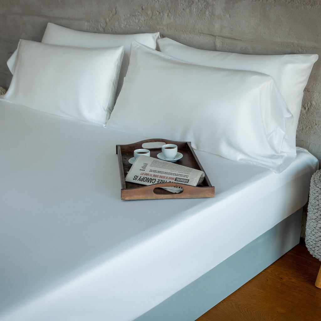 Eucalyptus Silk Sheets – Cooling, Breathable & Hypoallergenic | Luxury Comfort - Cozy Home Life