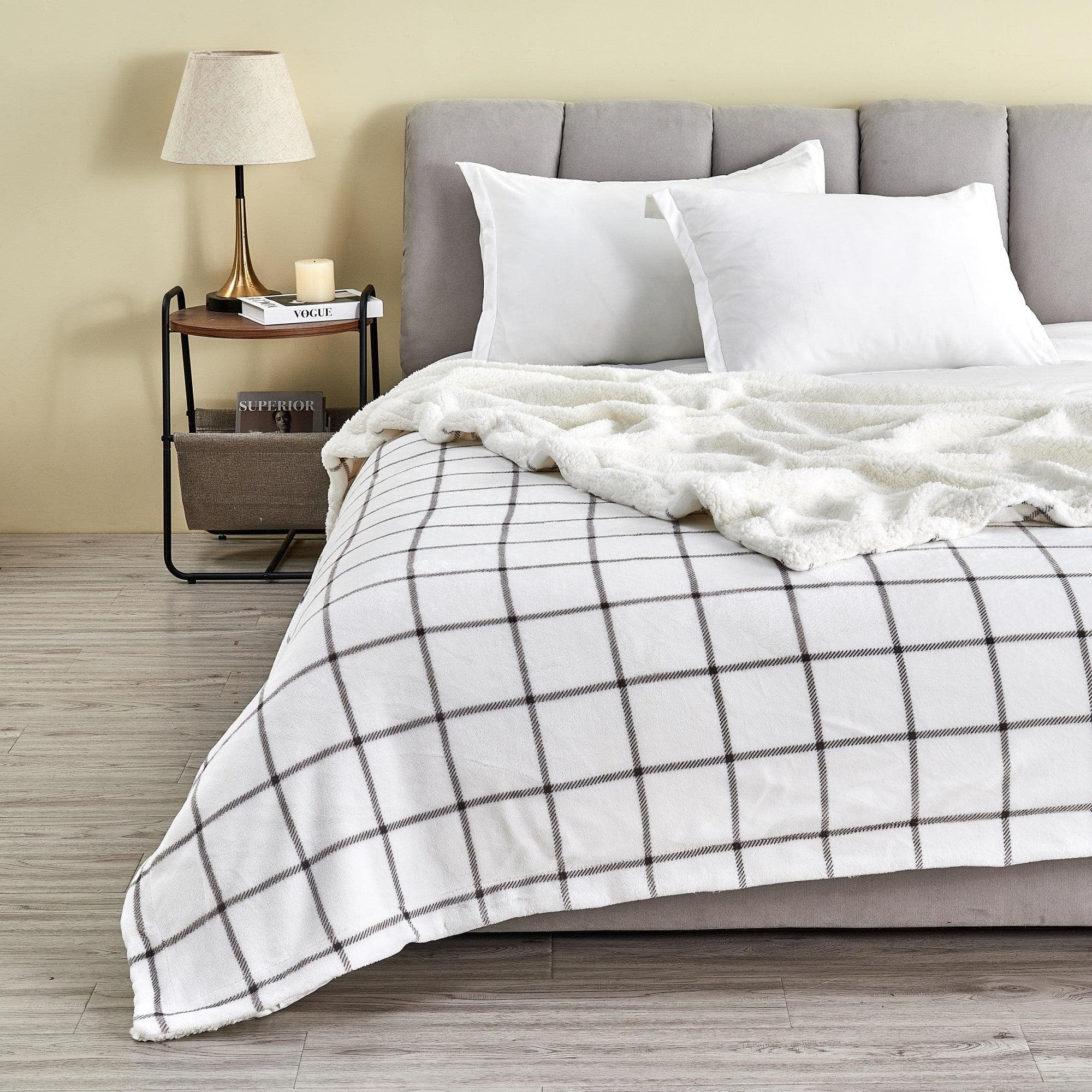 Velvet Plush Sherpa Luxury Bed Blanket - Kinsley Collection - Cozy Home Life